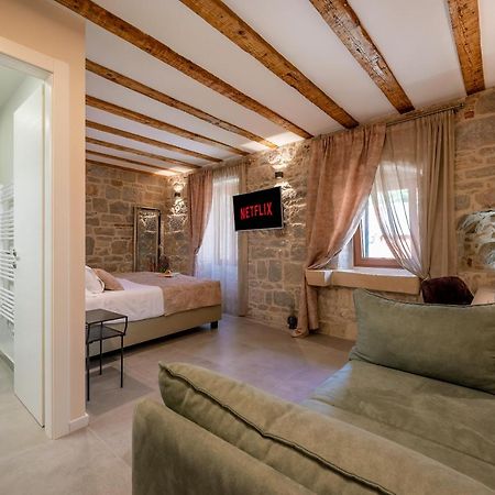 Old Spalatrum Luxury Rooms Σπλιτ Εξωτερικό φωτογραφία