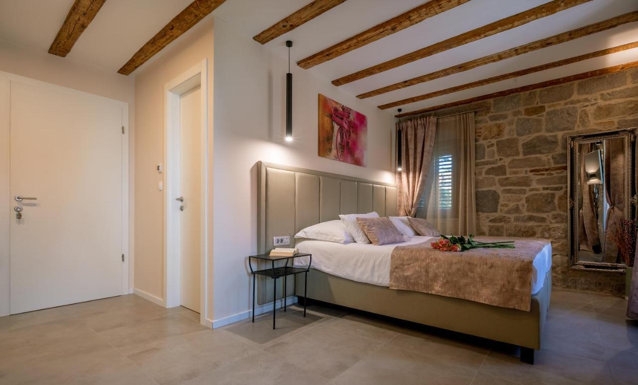 Old Spalatrum Luxury Rooms Σπλιτ Εξωτερικό φωτογραφία