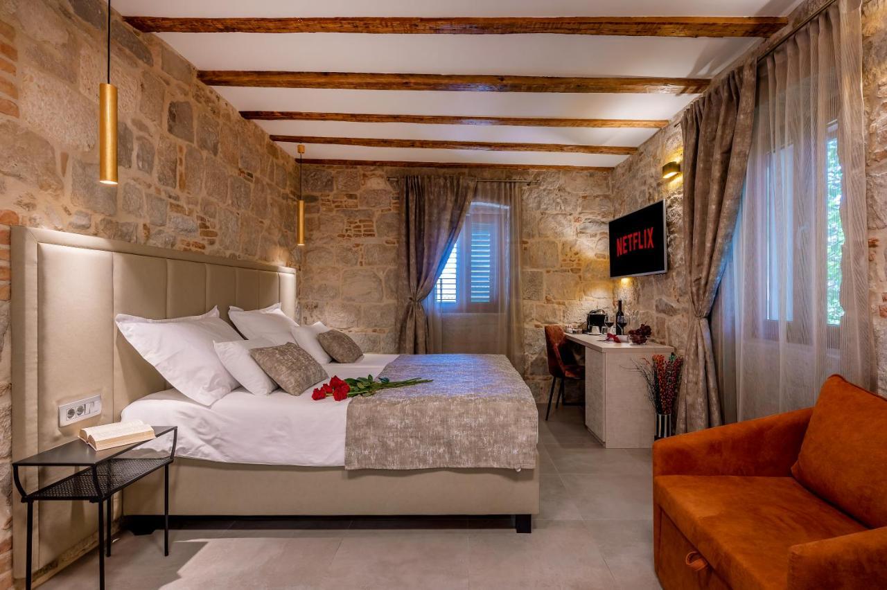Old Spalatrum Luxury Rooms Σπλιτ Εξωτερικό φωτογραφία