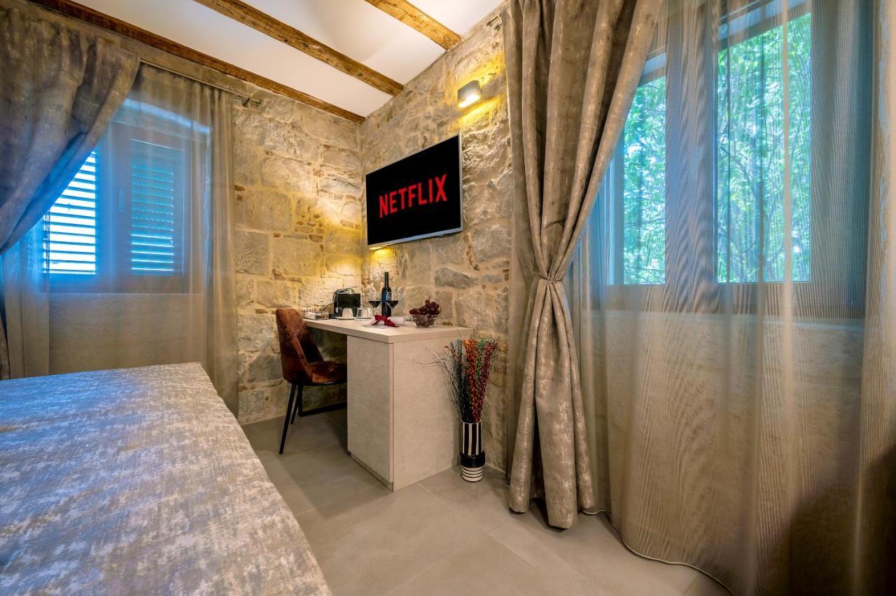 Old Spalatrum Luxury Rooms Σπλιτ Εξωτερικό φωτογραφία