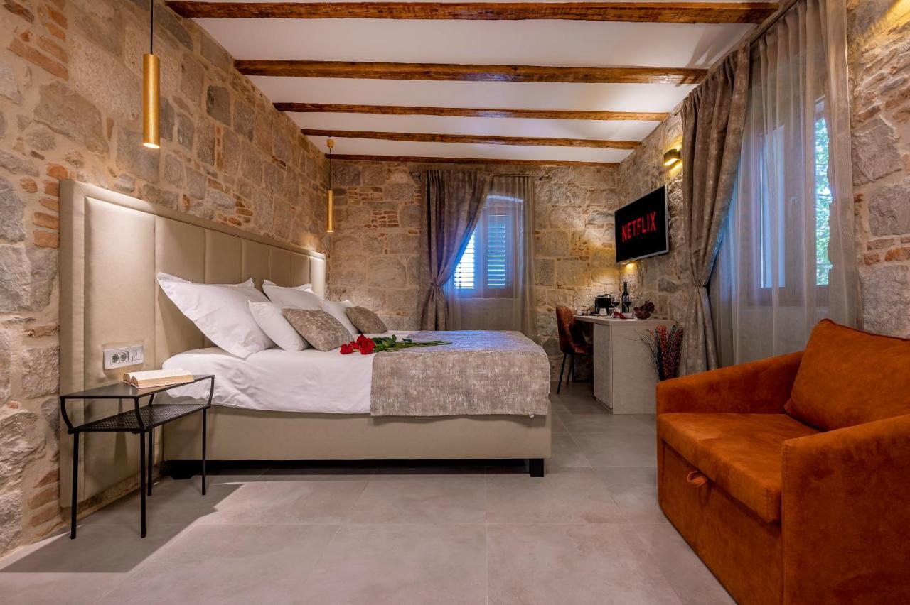 Old Spalatrum Luxury Rooms Σπλιτ Εξωτερικό φωτογραφία