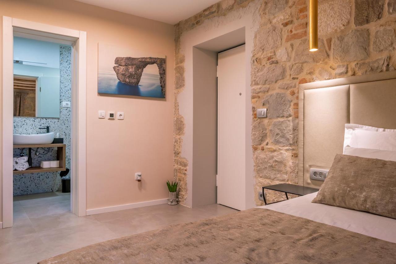 Old Spalatrum Luxury Rooms Σπλιτ Εξωτερικό φωτογραφία
